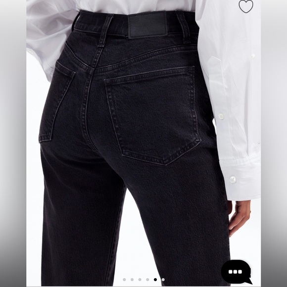 Madewell Petite ‘90s Straight Jean in Belmere Wash - Picture 5 of 6